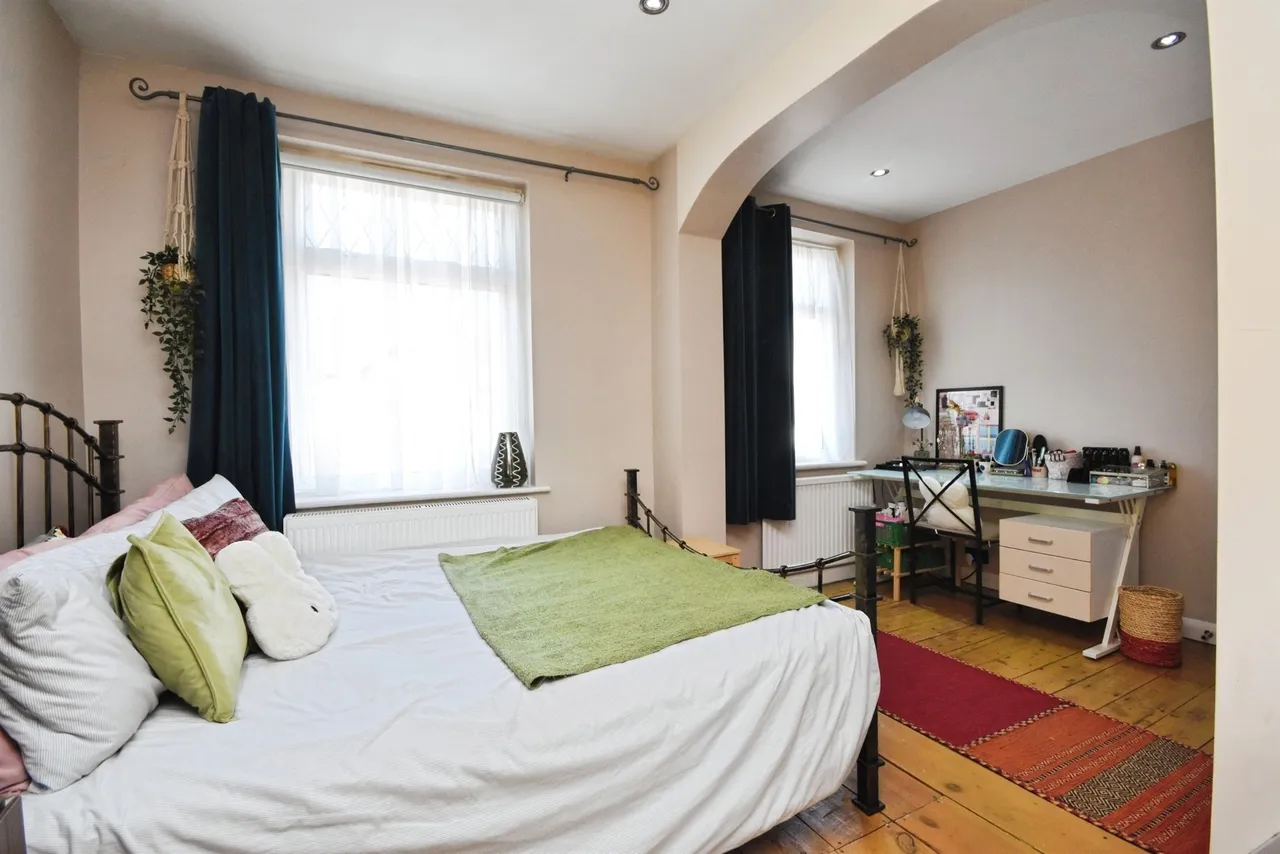 Knighton Road, Romford, photo 7