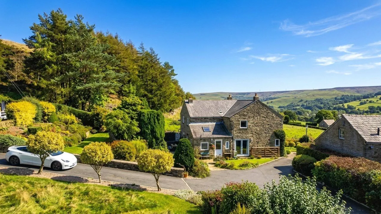 Hurst Lane, Rawtenstall, BB4, photo 34