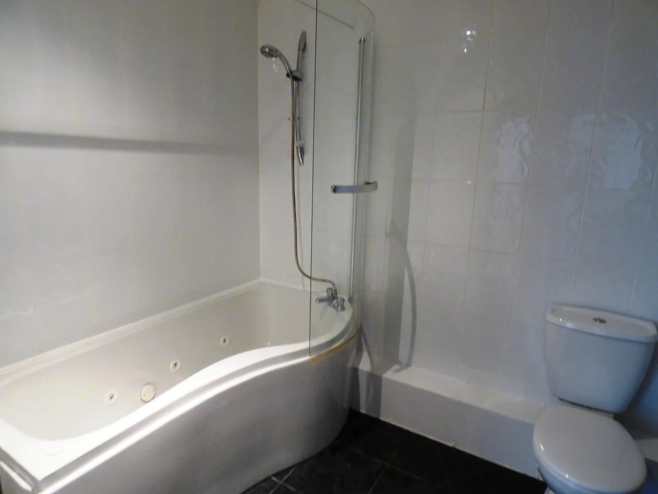 The Gieves Apartments, The Hard, PO1, photo 6