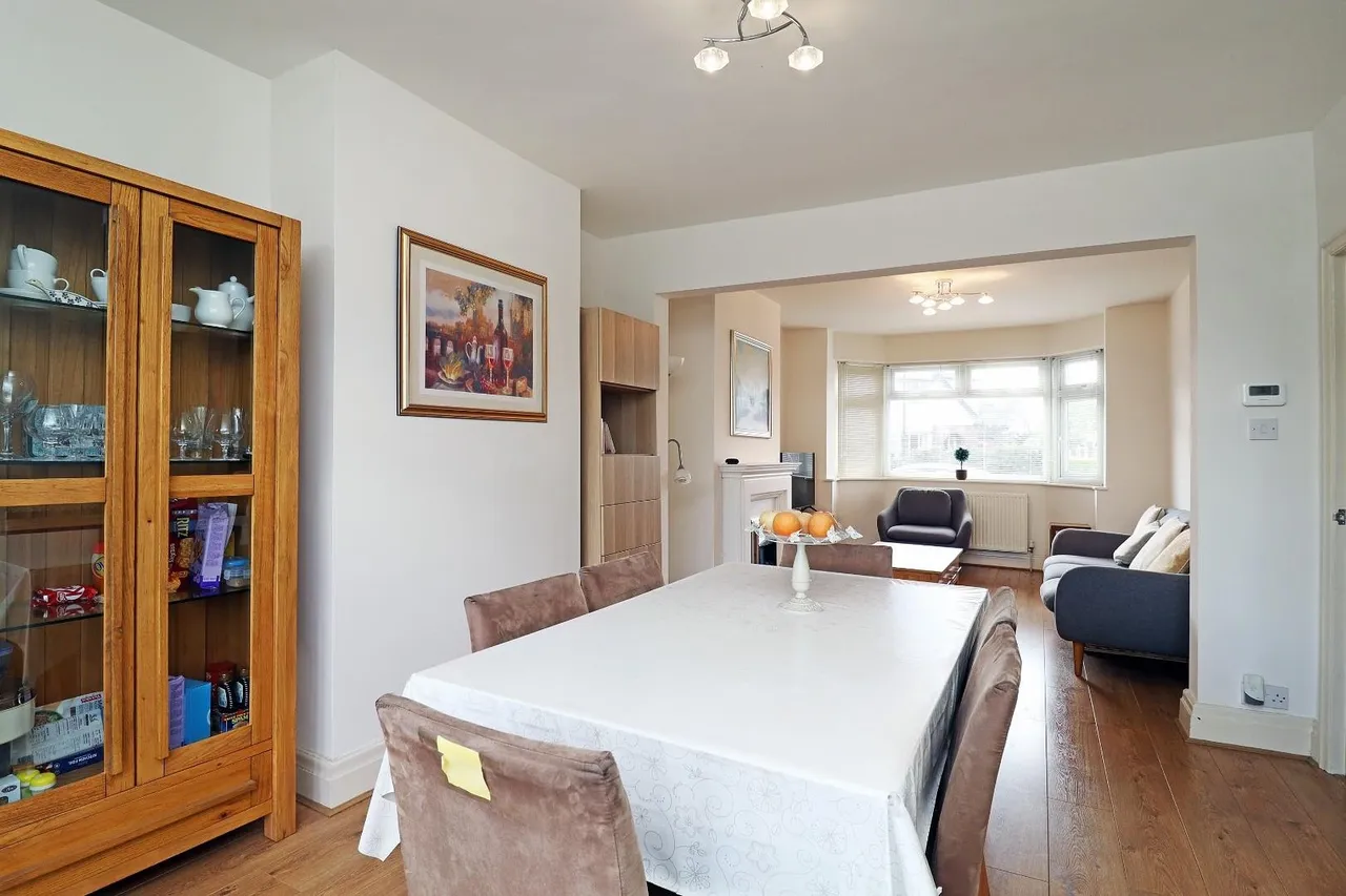 West Vale Road, Timperley, Cheshire WA15 7RN, photo 17