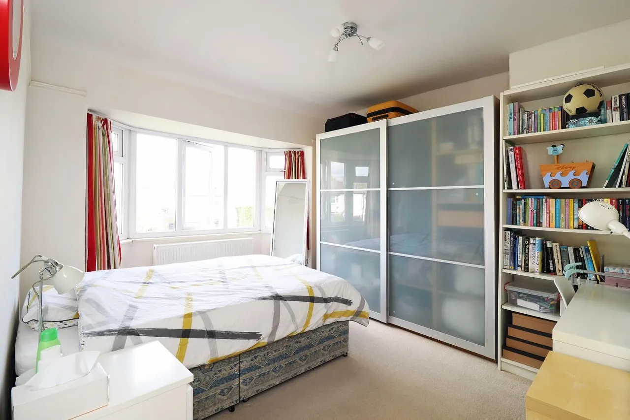 West Vale Road, Timperley, Cheshire WA15 7RN, photo 11