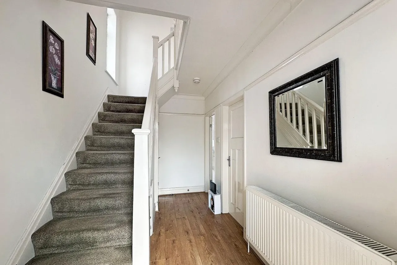 West Vale Road, Timperley, Cheshire WA15 7RN, photo 7