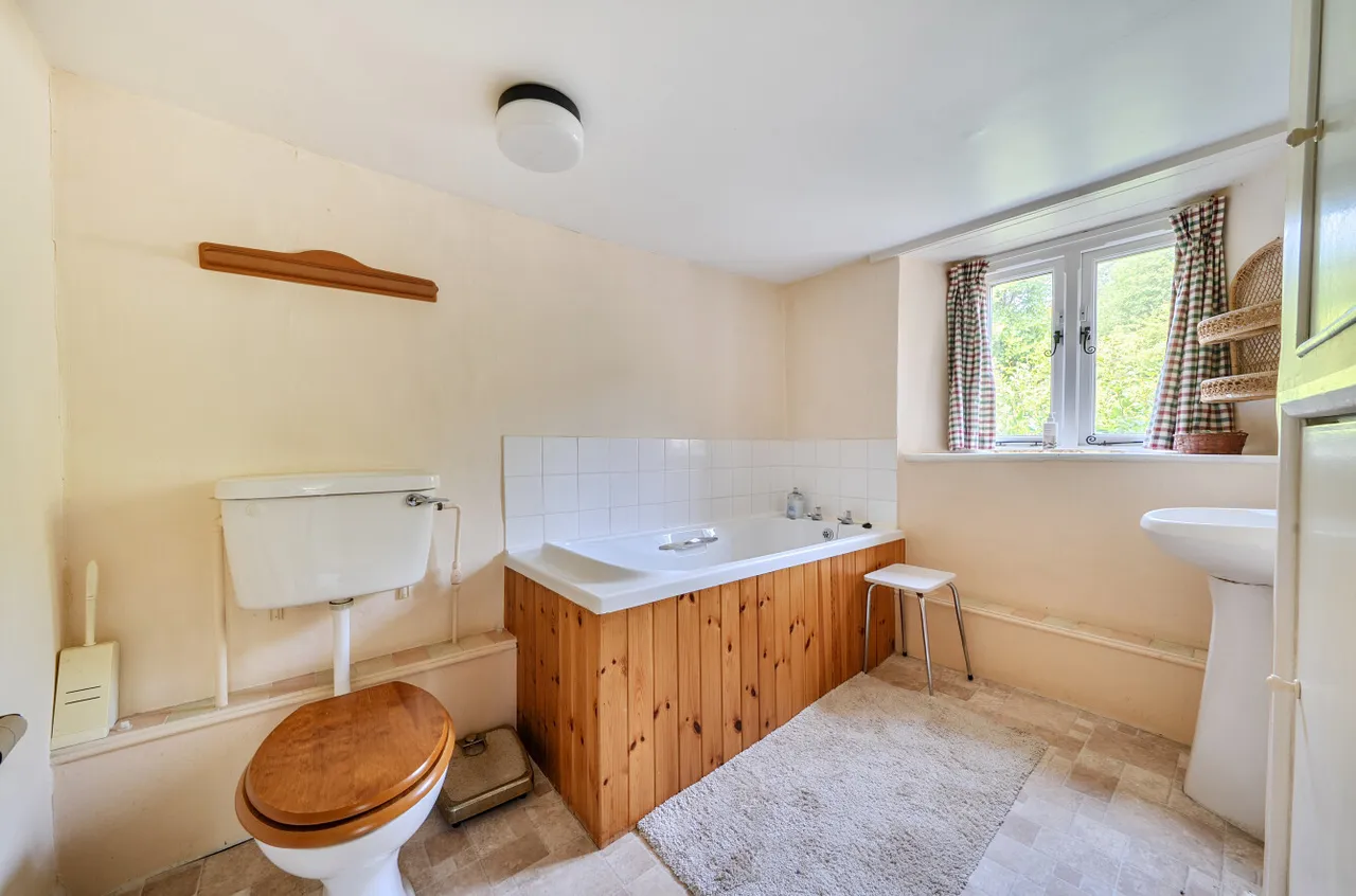 Rosemary Lane, Dulverton, photo 26