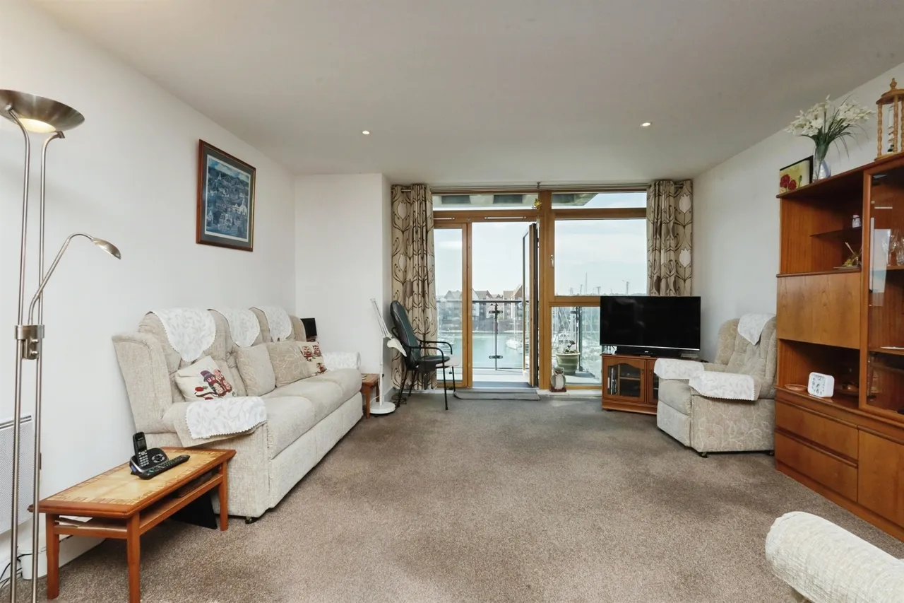 Midway Quay, Eastbourne, photo 8