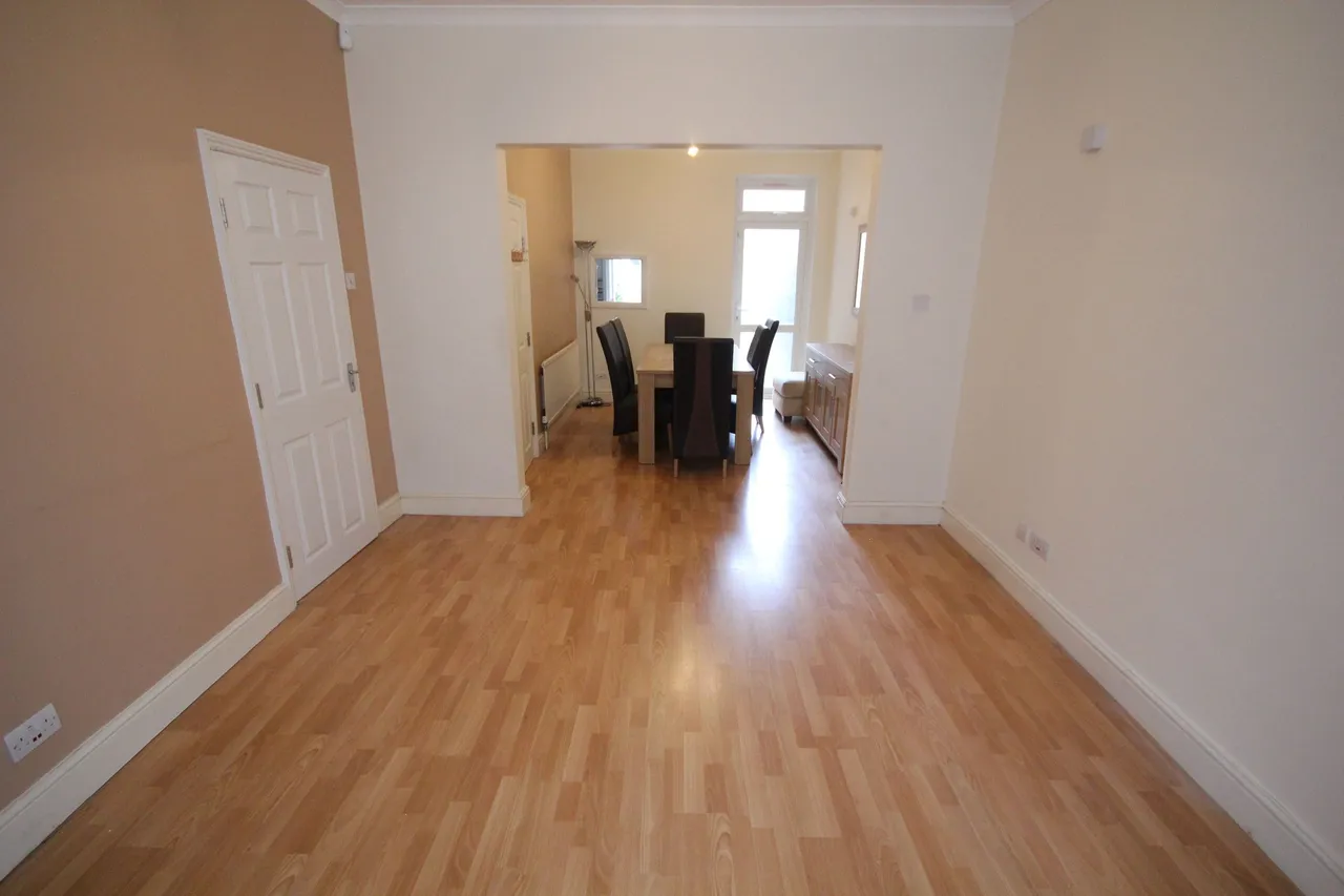 St. Kildas Road, Harrow, photo 6