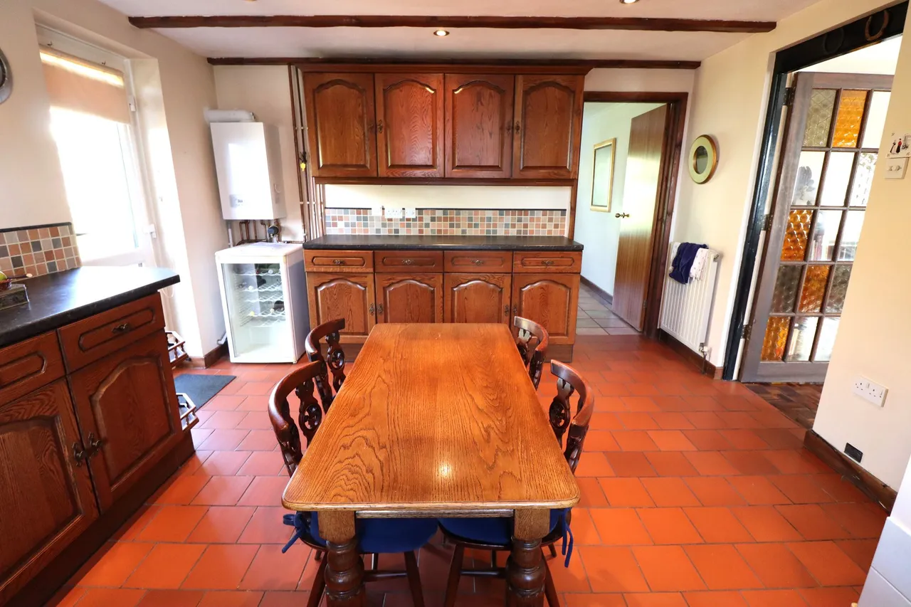 Upper Lambricks, Rayleigh, Essex, SS6 8BP, photo 9