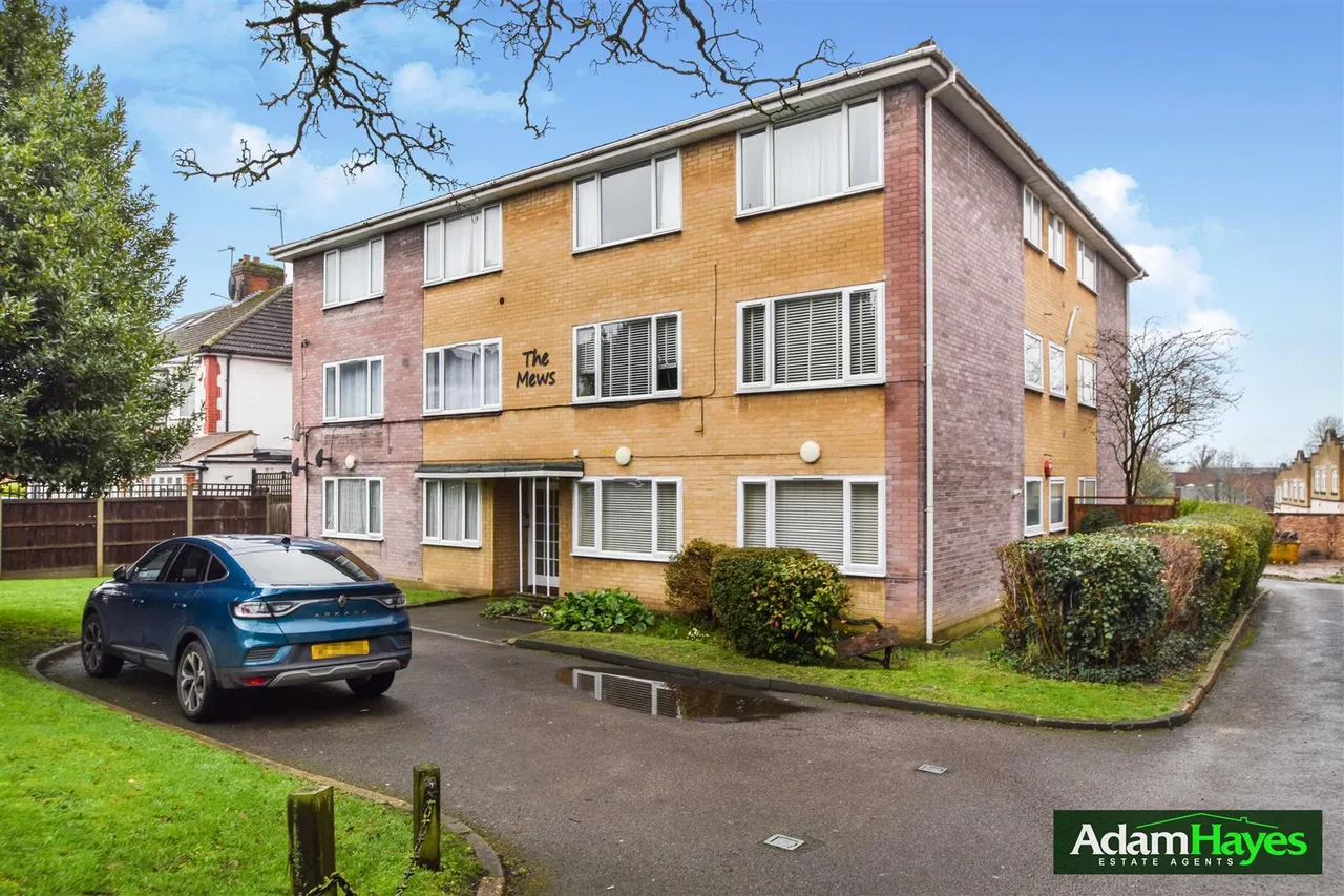 Gainsborough Road, Woodside Park, N12, photo 2