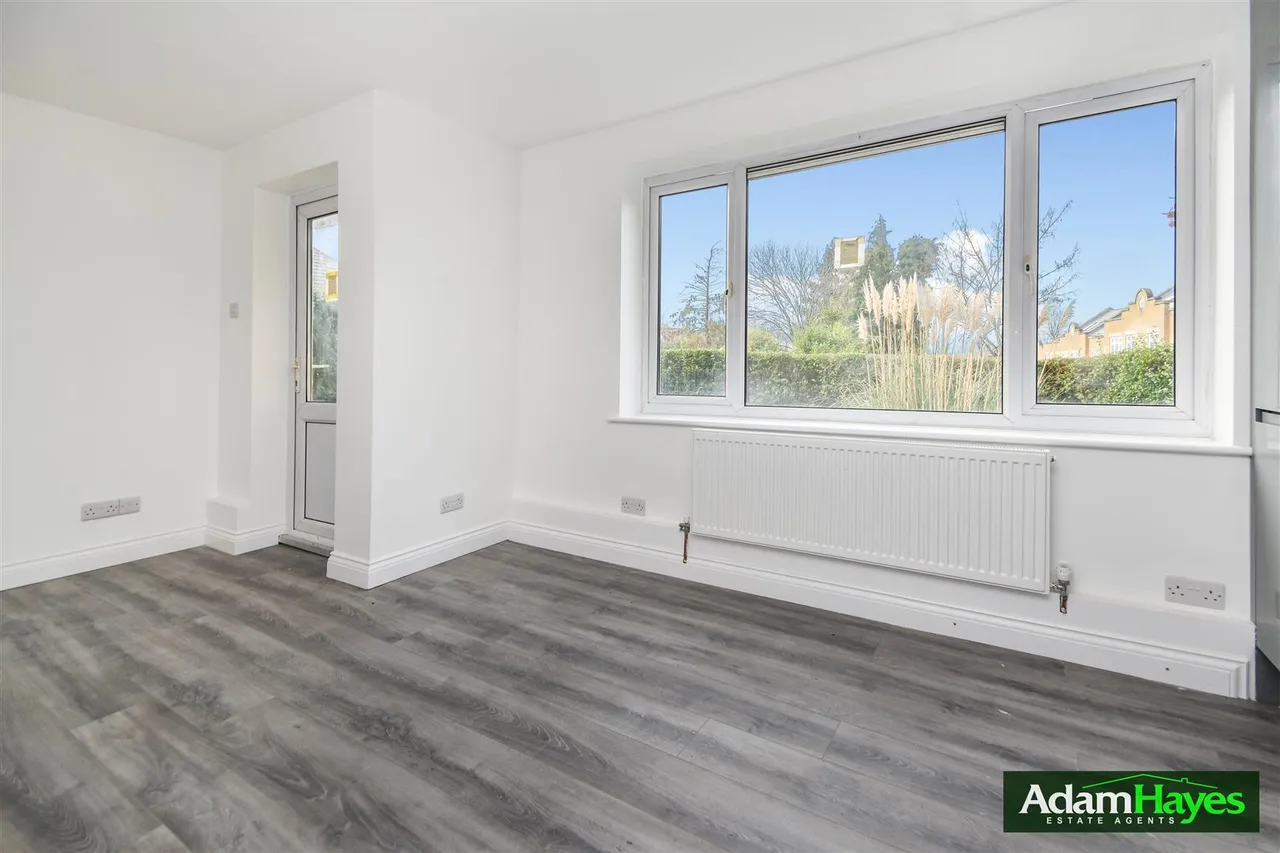 Gainsborough Road, Woodside Park, N12, photo 9
