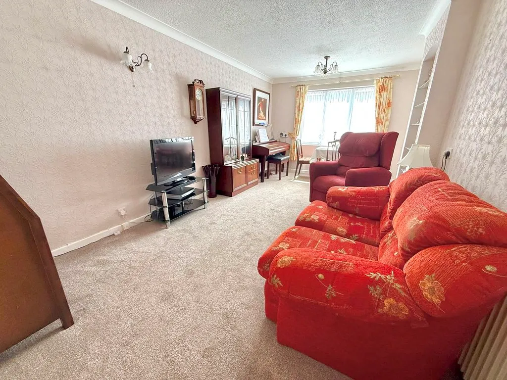 Longhedge, Dunstable LU5 4BL, photo 2