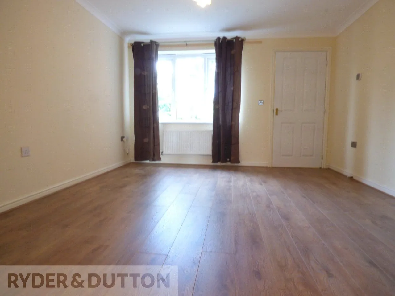 Sutherland Road, Heywood, OL10, photo 2