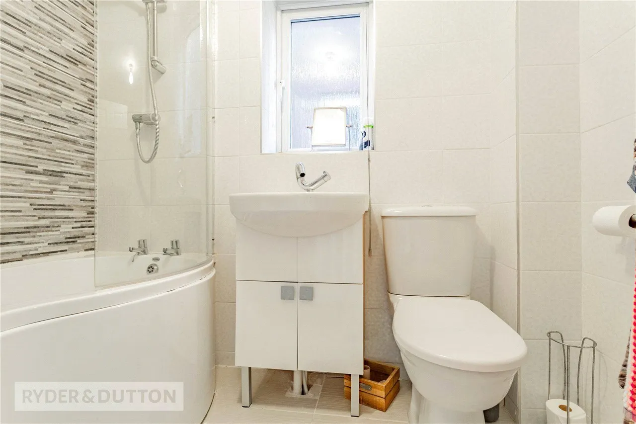Sutherland Road, Heywood, OL10, photo 9