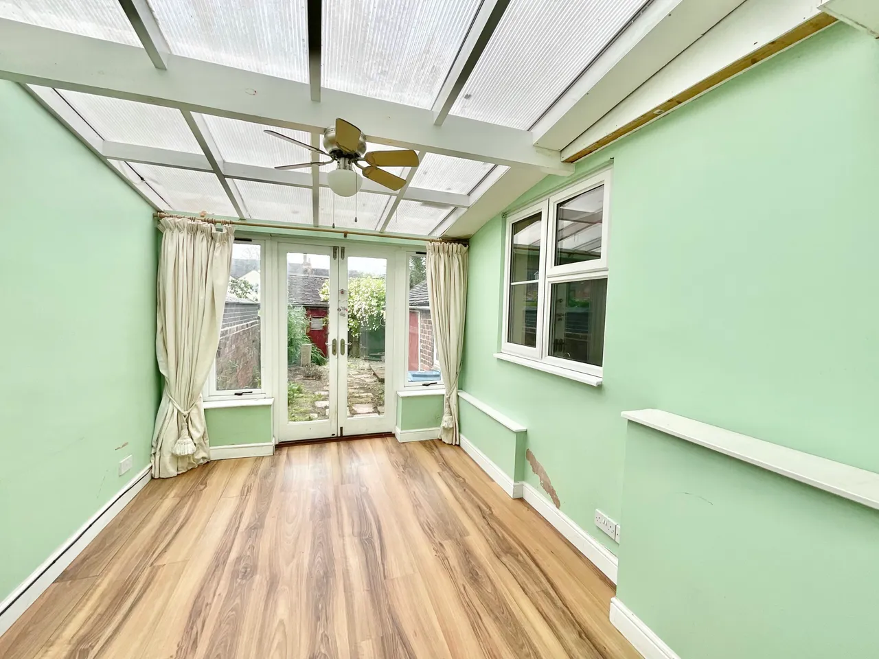 The Avenue, Stone, ST15, photo 9