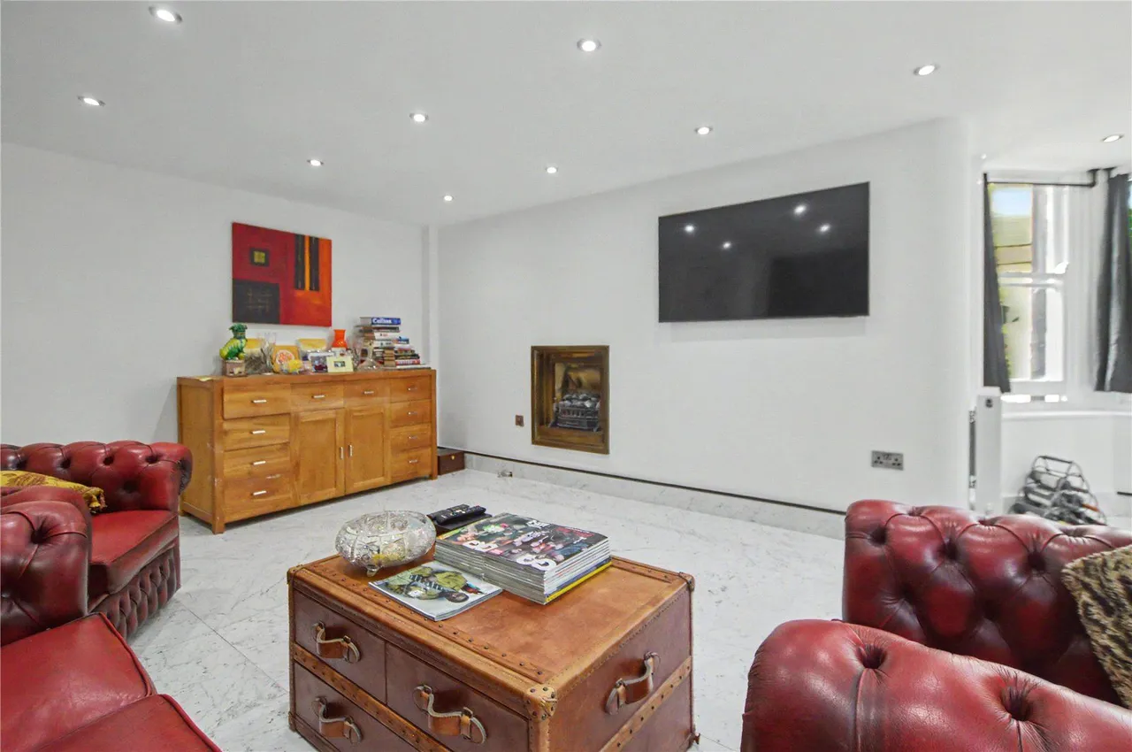 Valley Drive, Harrogate, HG2, photo 3