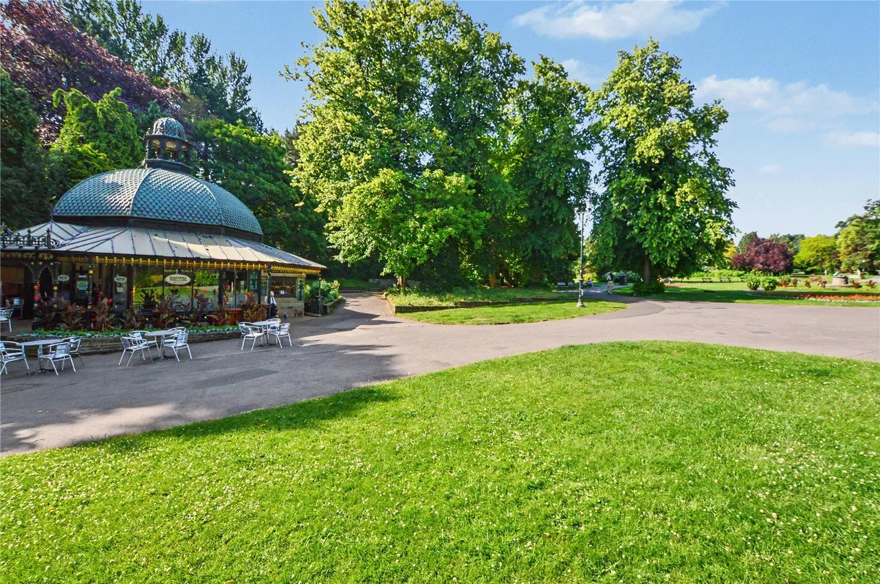 Valley Drive, Harrogate, HG2, photo 10
