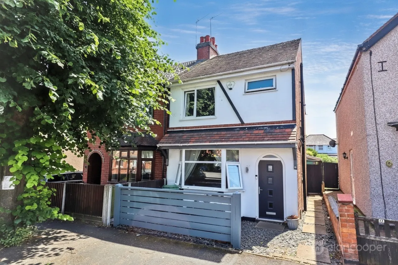 2 bed house for sale, Bentley Road, Nuneaton, CV11