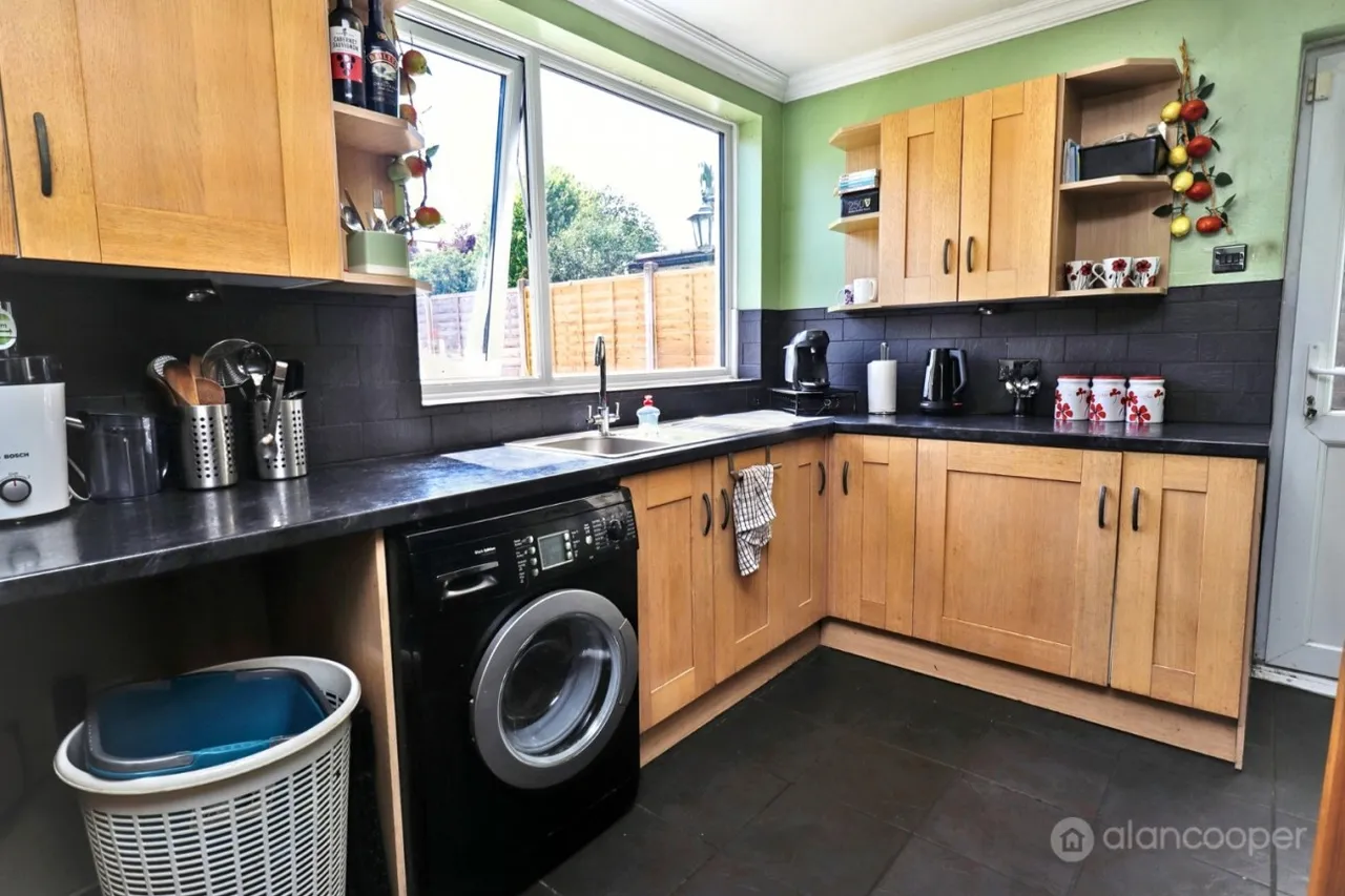 Bentley Road, Nuneaton, CV11, photo 9