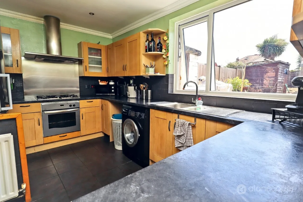 Bentley Road, Nuneaton, CV11, photo 8