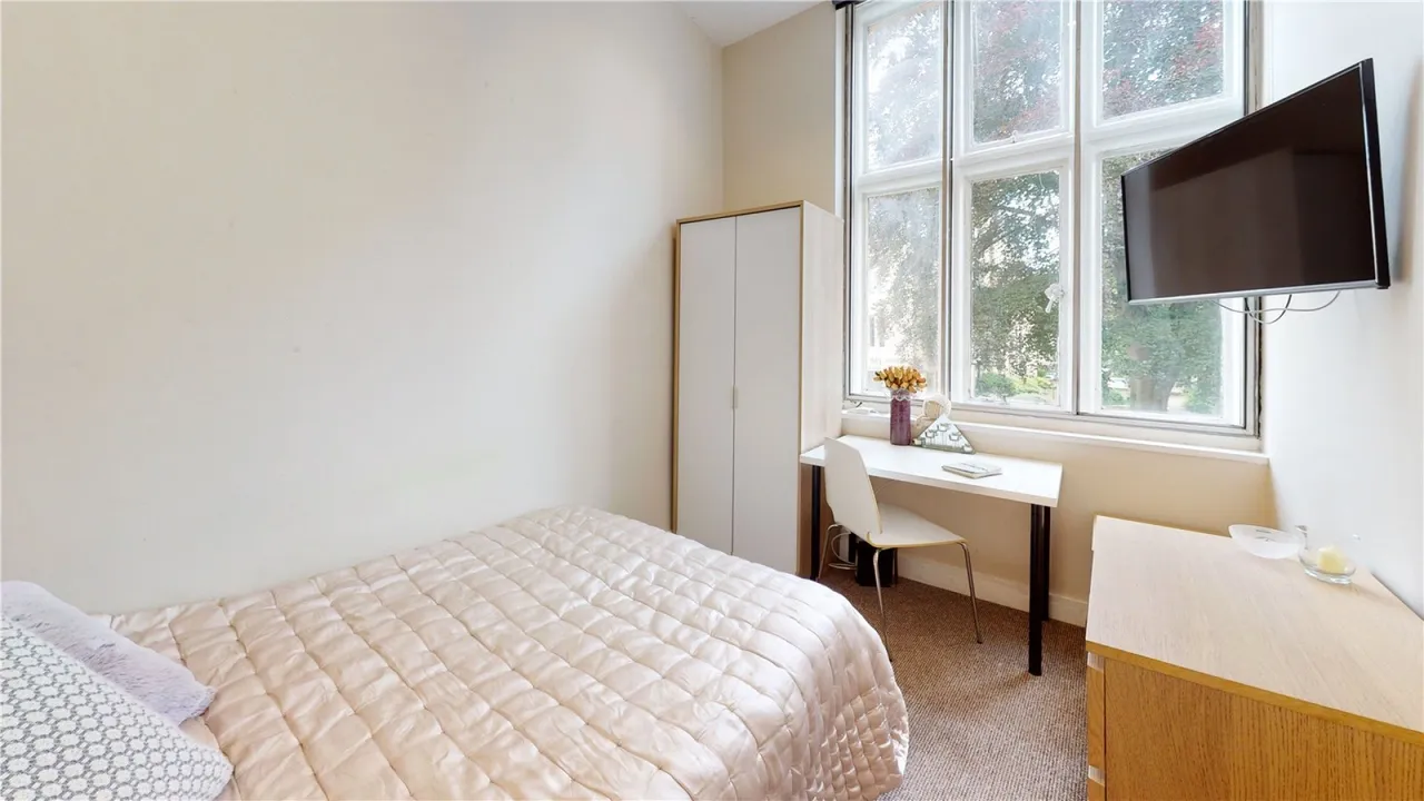 Whiteladies Road, Bristol, BS8, photo 7