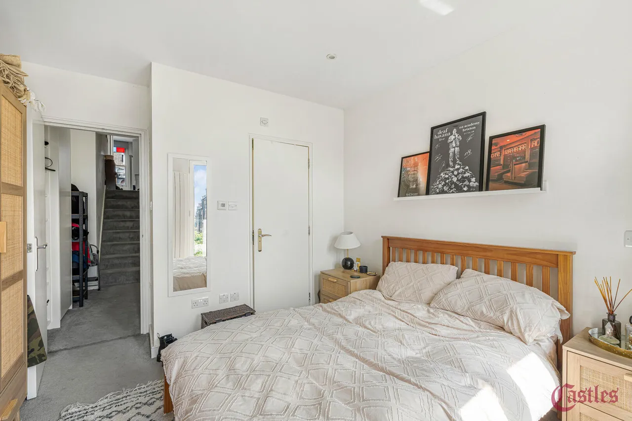Mount View Road, N4, photo 11