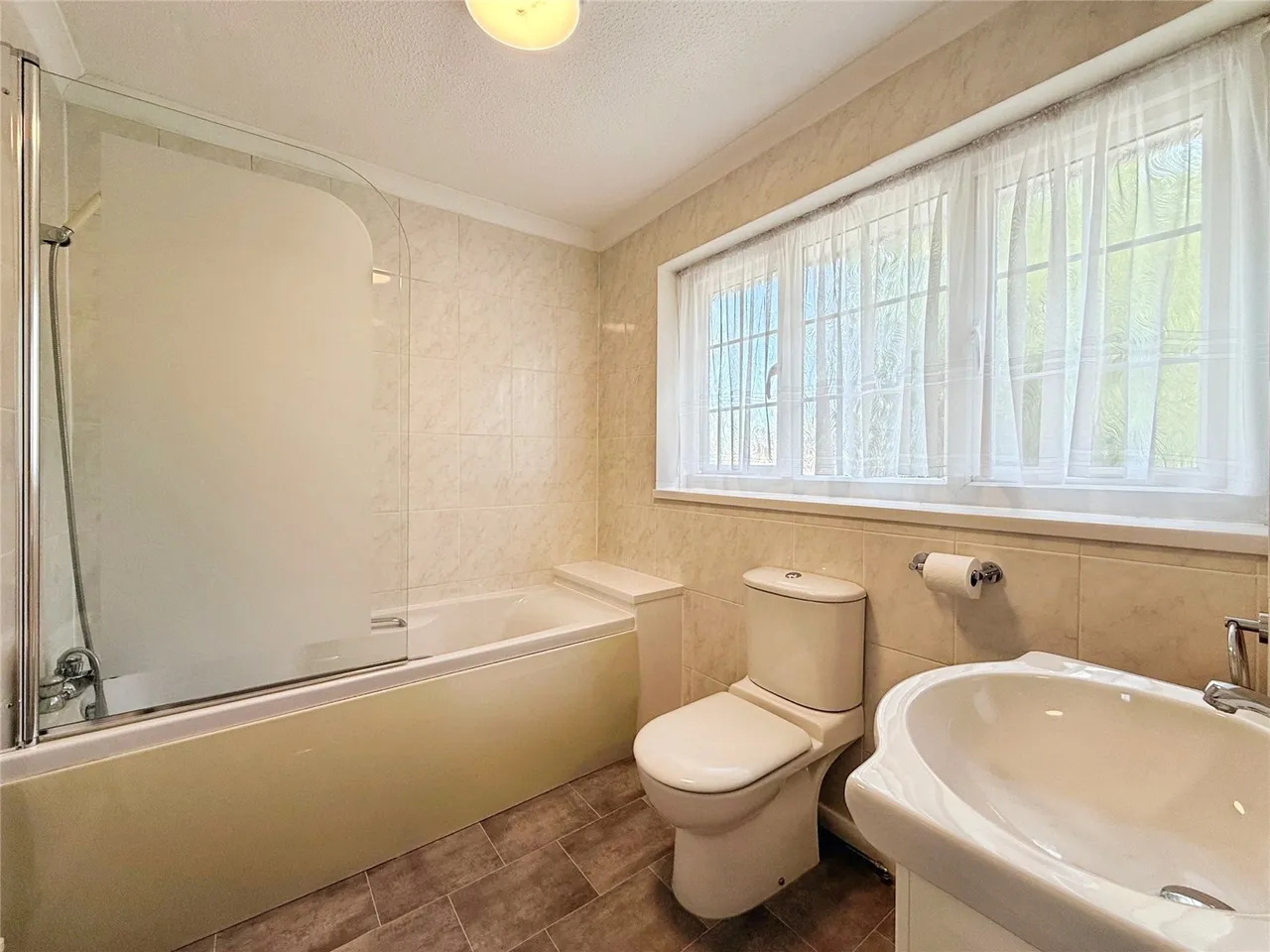 Henley Drive, Frimley Green, Camberley, Surrey, GU16 6NE, photo 15