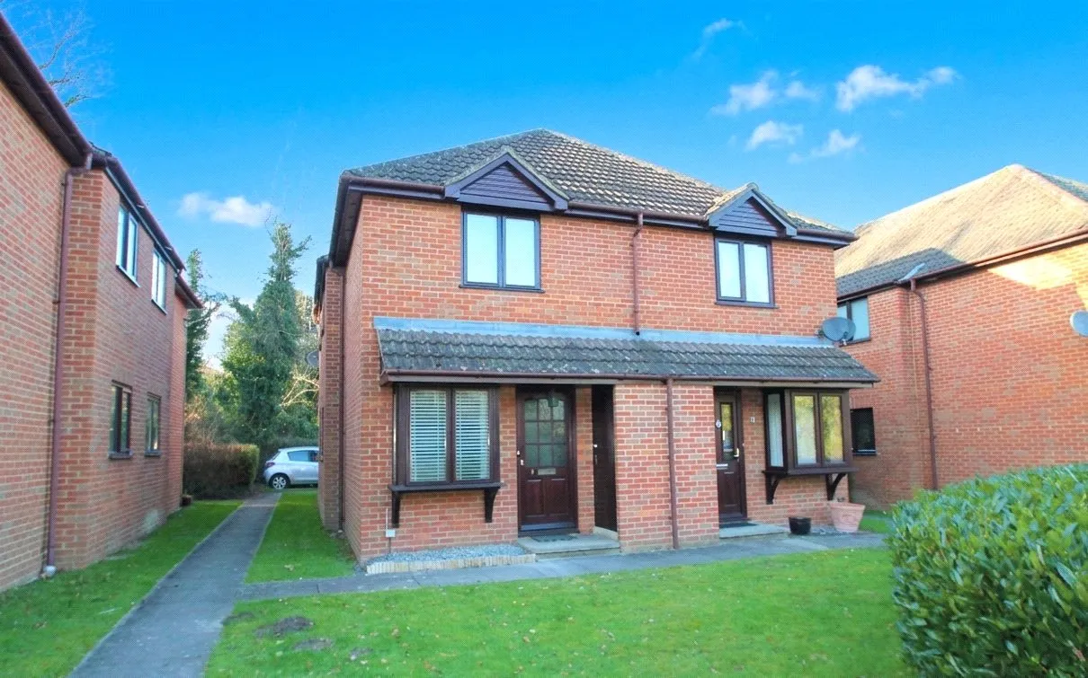 Oak View, Wokingham, Berkshire, RG40 2AS, photo 8