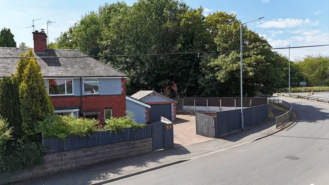 Uttoxeter Road, Blythe Bridge, ST11, photo 41
