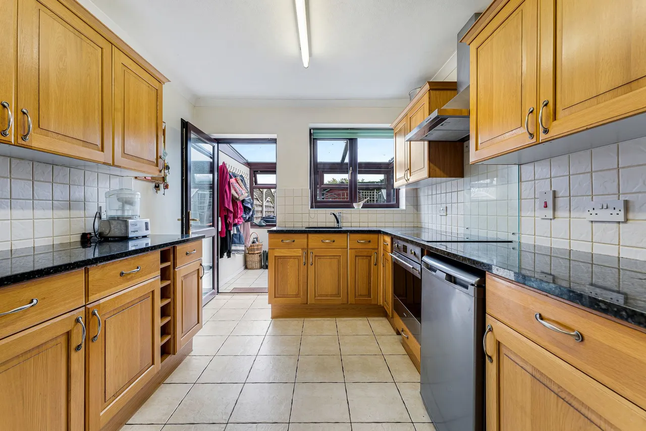 Maple Avenue, Sutton Weaver, Runcorn, Runcorn, WA7 3ES, photo 4
