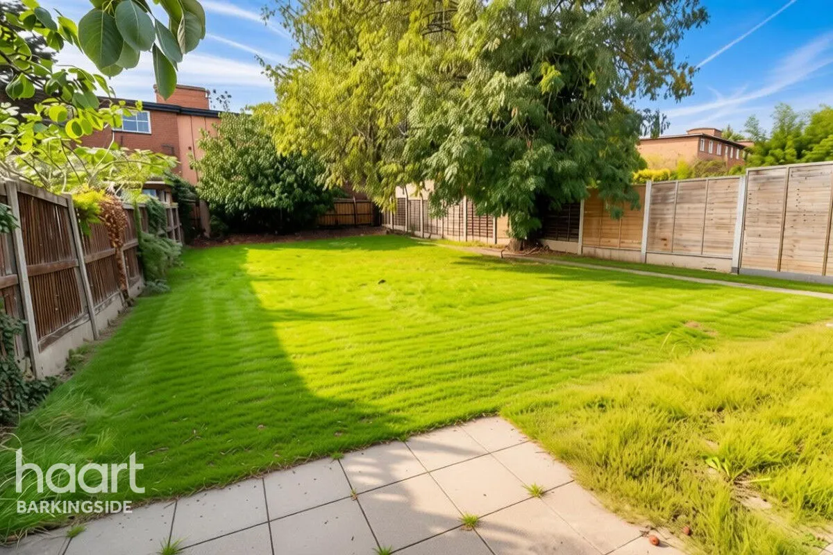 Beattyville Gardens, Barkingside, IG6, photo 16