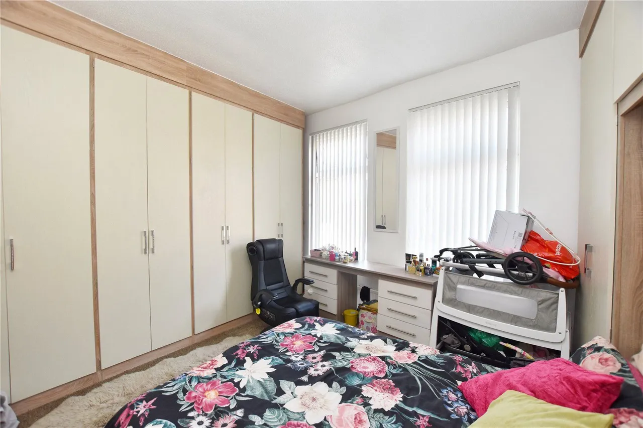 Manchester Road, Heywood, OL10, photo 9