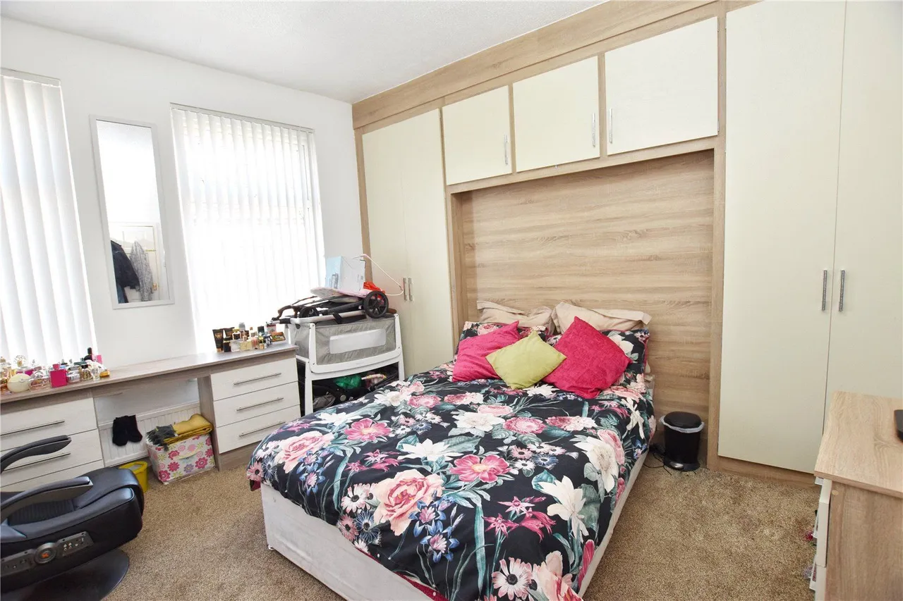 Manchester Road, Heywood, OL10, photo 8