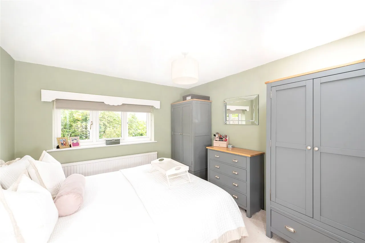 The Green, Ilmer, HP27, photo 9