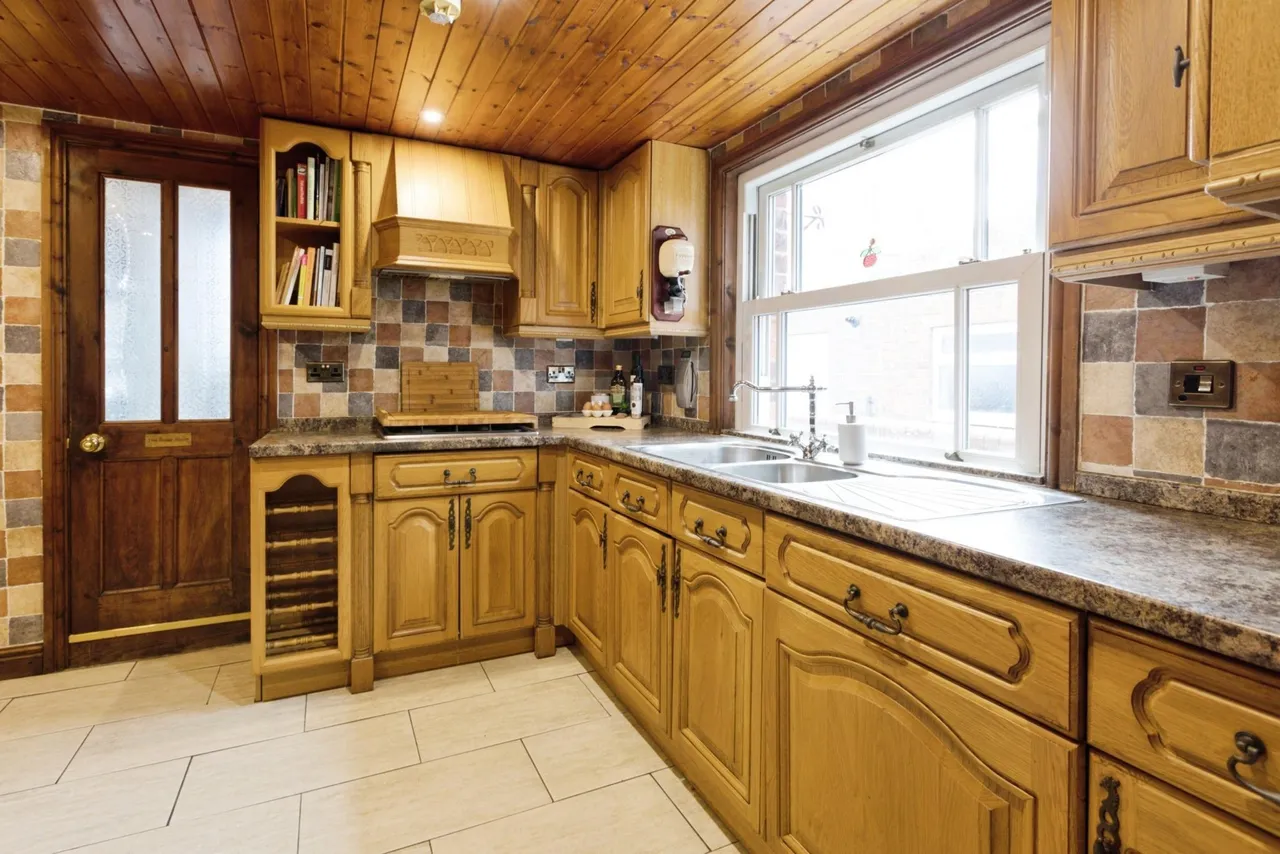 Station Road, Whitby, YO22, photo 9