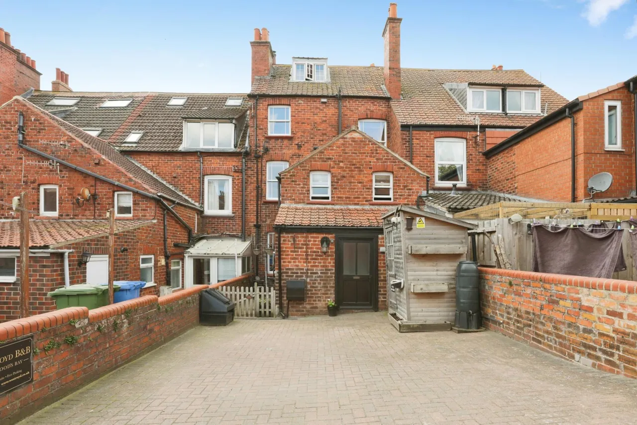 Station Road, Whitby, YO22, photo 2