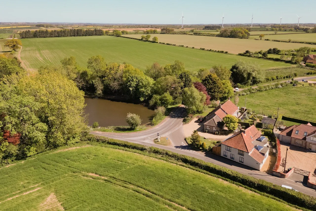 3 bed property for sale — Docking Road, Stanhoe, King's Lynn, Norfolk, PE31 8QQ