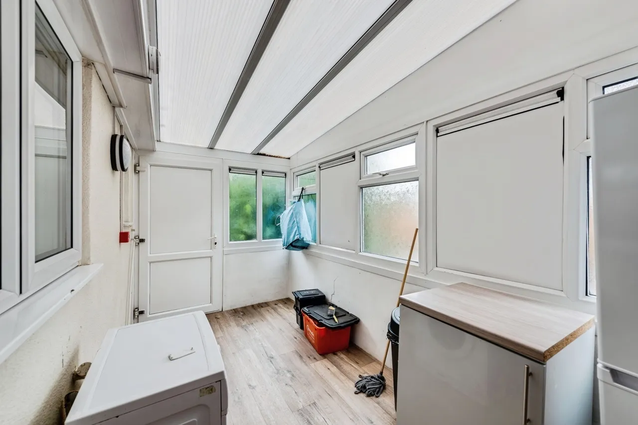 Cricklade Road, Swindon, Wiltshire, SN2, photo 5