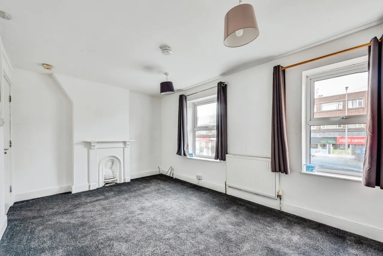 Cricklade Road, Swindon, Wiltshire, SN2, photo 8