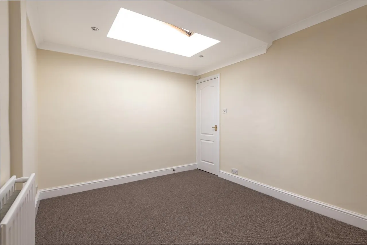 Grasmere Gardens, Orpington, Kent BR6 8HF, photo 5
