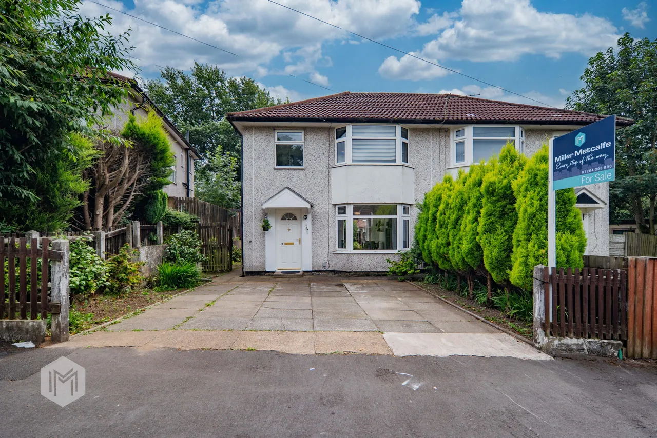 3 bed house for sale — Ashley Avenue, Bolton, BL2 5AR