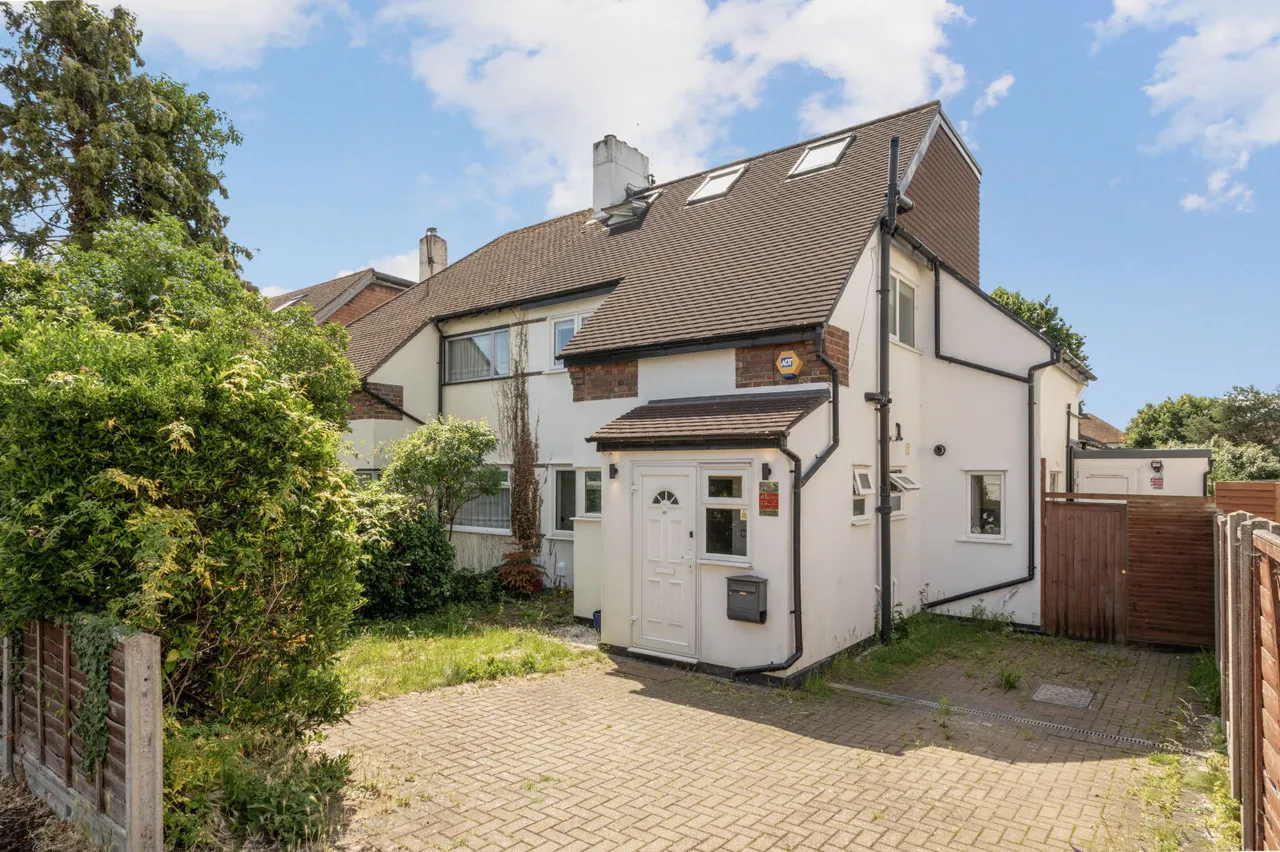 Grange Road, Chessington, KT9, photo 20