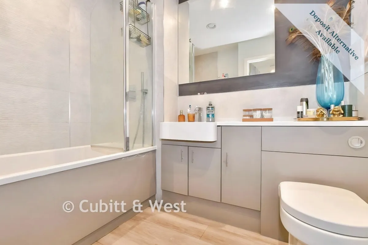 Farringdon House, Wood, RH19, photo 7