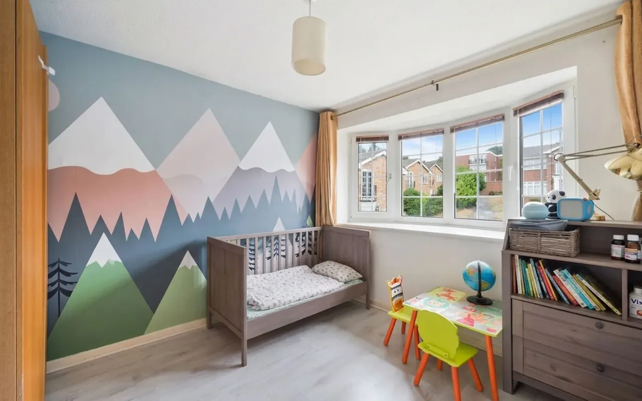 Leas Close, Chessington, KT9, photo 8