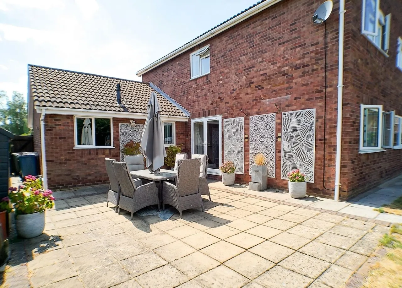 Copeland Grove, Bingham, NG13, photo 17