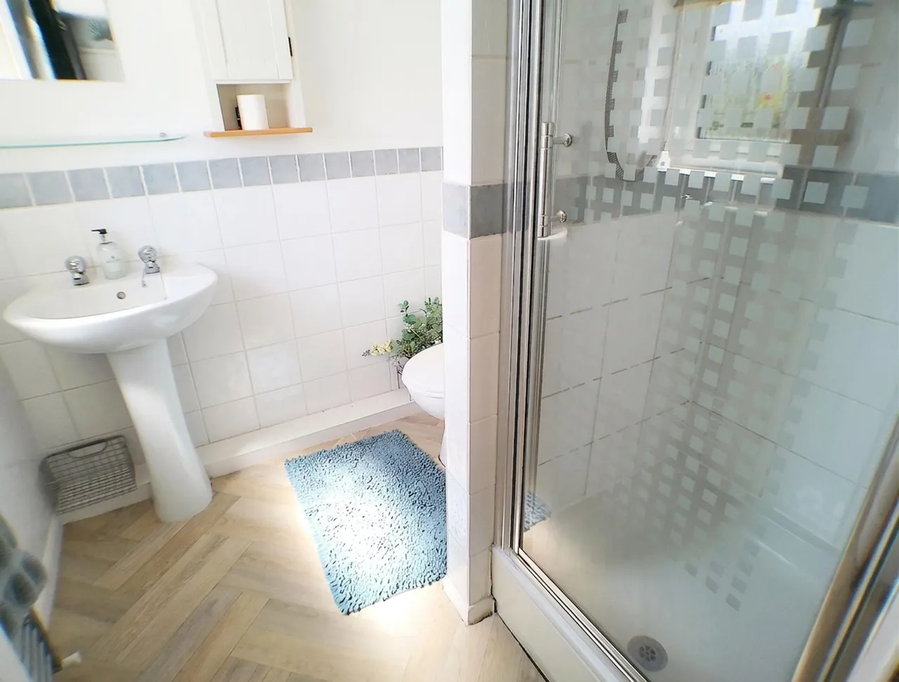 Copeland Grove, Bingham, NG13, photo 13