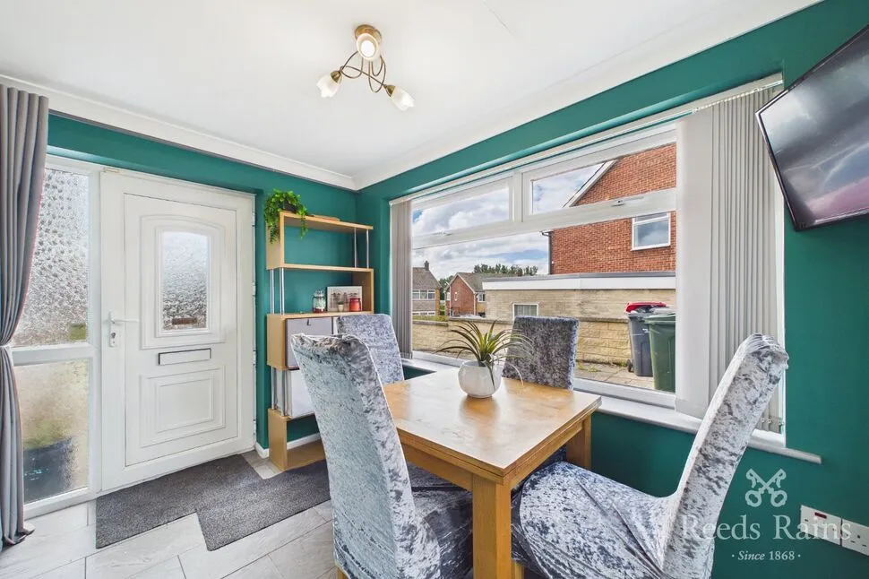 Windsor Walk, South Anston, South Yorkshire, S25, photo 5