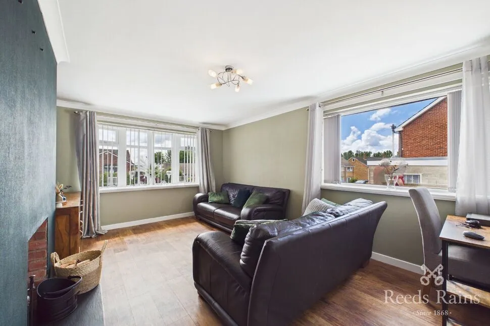 Windsor Walk, South Anston, South Yorkshire, S25, photo 10