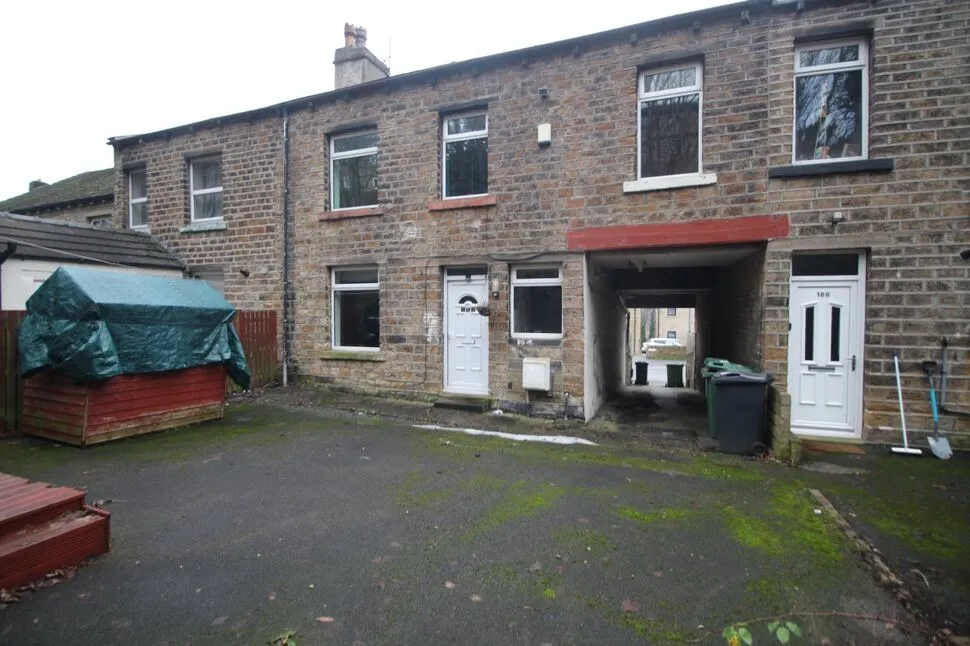 3 bed house for sale — Lowergate, Paddock, Huddersfield, West Yorkshire, HD3