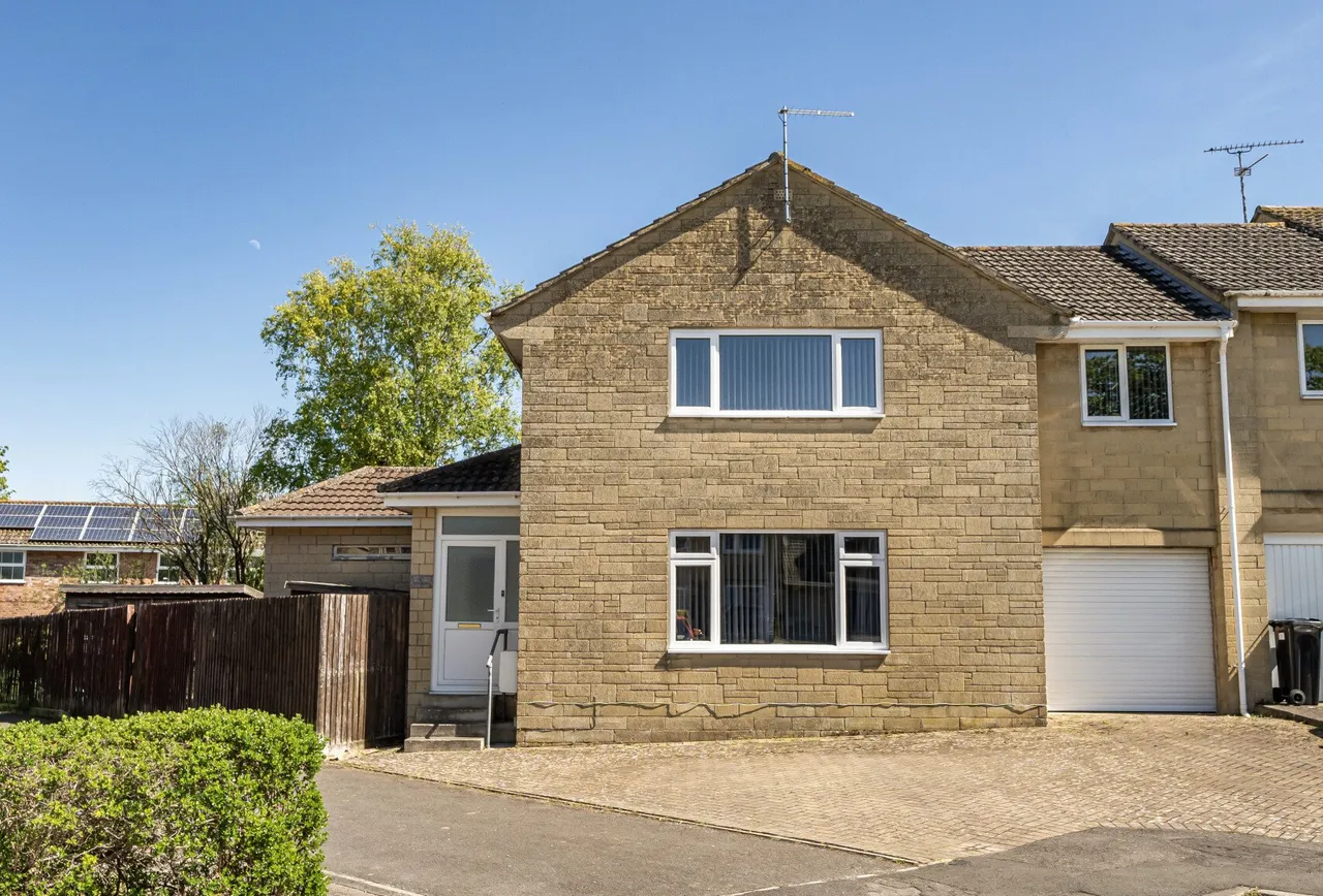 4 bed house for sale — Waveney Road, Somerset, Keynsham, BS31 1RU