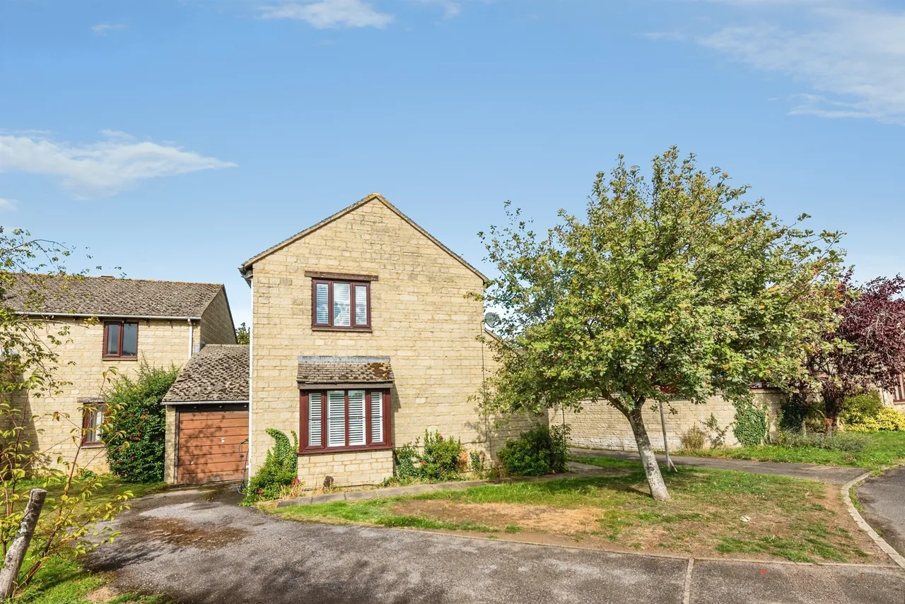 Calais Dene, Bampton, OX18, photo 12