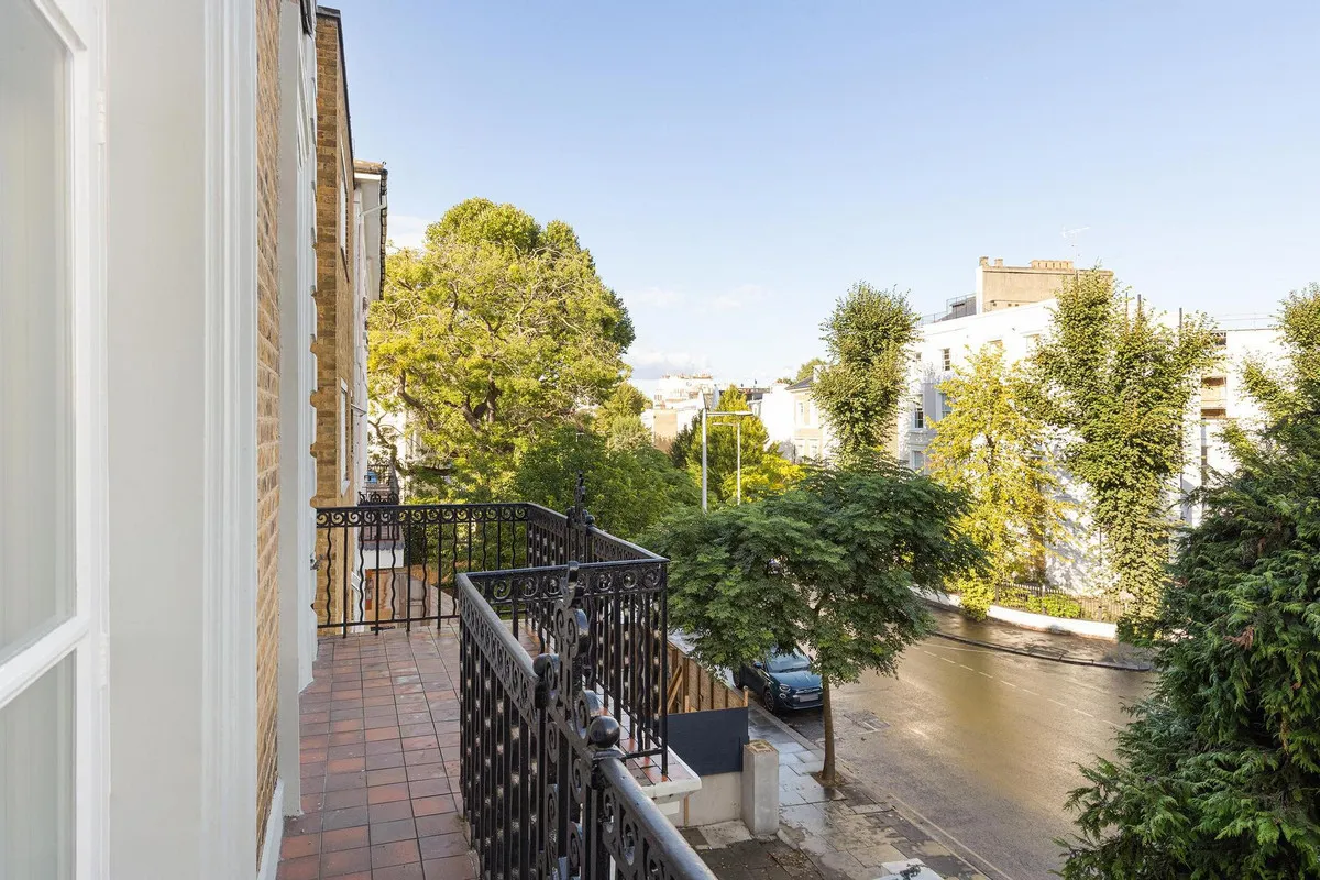 Pembridge Villas, London, W11, photo 5