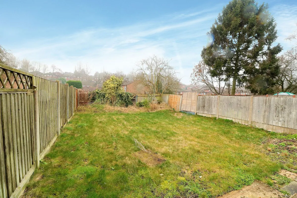 First Avenue, Telford, photo 9